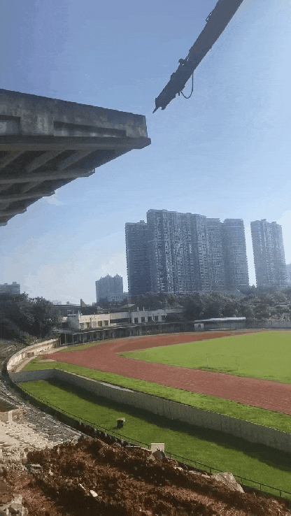 北京科汇配资 对永州体育场的云监工，怎么成了湘超的大乐子